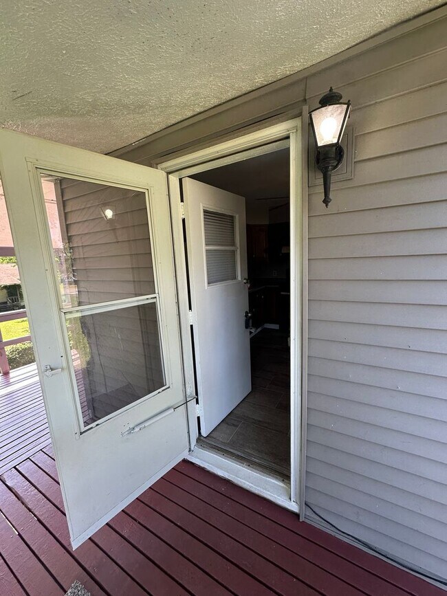 2201 Belmont Rd Unit . B, Parkersburg, WV 26101