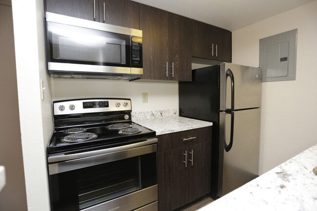 The Windermere, Littleton, CO 80120 - photo 3