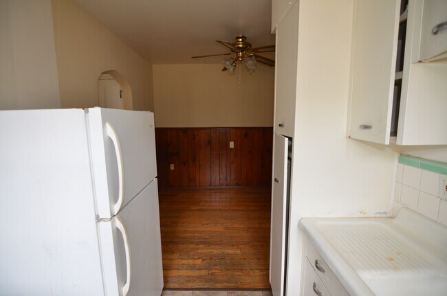 7204 Reading Rd unit 4, Cincinnati, OH 45237 - photo 5