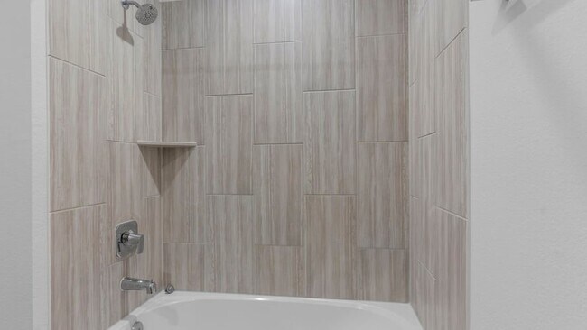 4311 Bregs Bay Ct, Fulshear, TX 77423 - photo 5