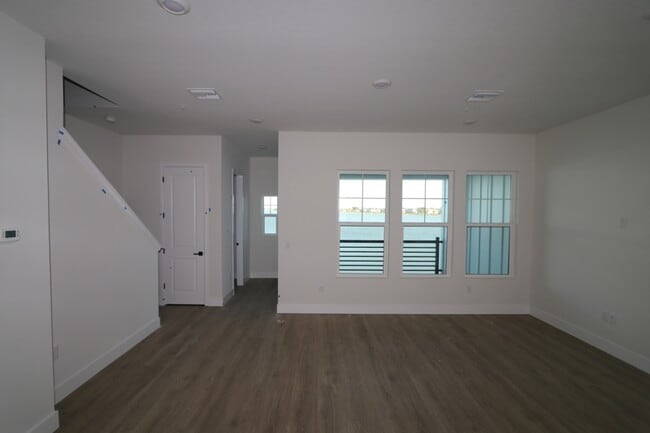 1634 Springwell Ln, Sarasota, FL 34240 - photo 3