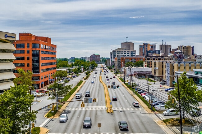You'll find many shops, restaurants, and other retail along Croydon Park's stretch of MD-355.