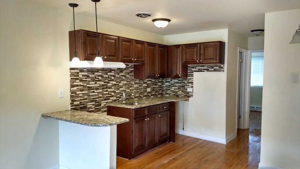 8500 Waukegan Rd unit 5, Morton Grove, IL 60053 - photo 1