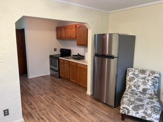 1678 Fort St Unit 1, Lincoln Park, MI 48146