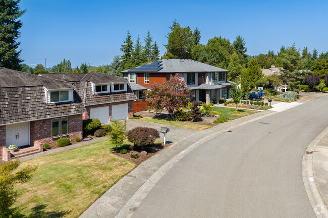 Many styles of architecture can be found in the Crossroads neighborhood.