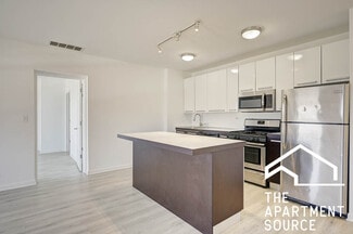 1544 W Glenlake Ave Unit 5B, Chicago, IL 60660