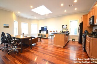 10 Bristol St, East Cambridge, MA 02141