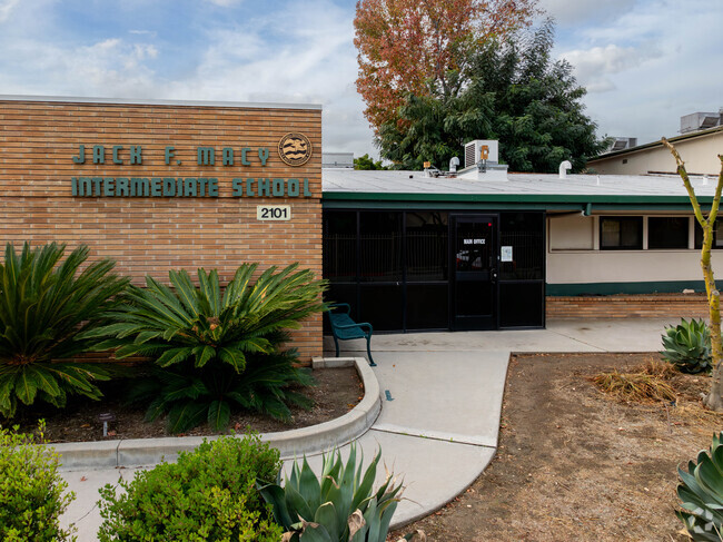 Children in the local area will go to Macy Intermediate school.