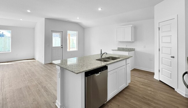 591 Mac St, Prairie Grove, AR 72753 - photo 3