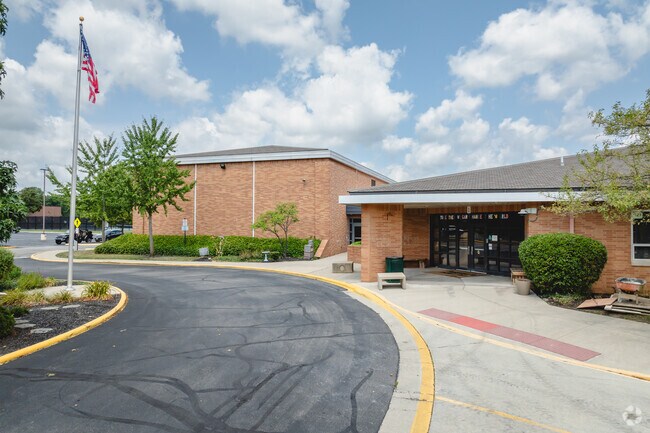 Indian Run Elementary School near Brookside Colony welcomes eager minds.