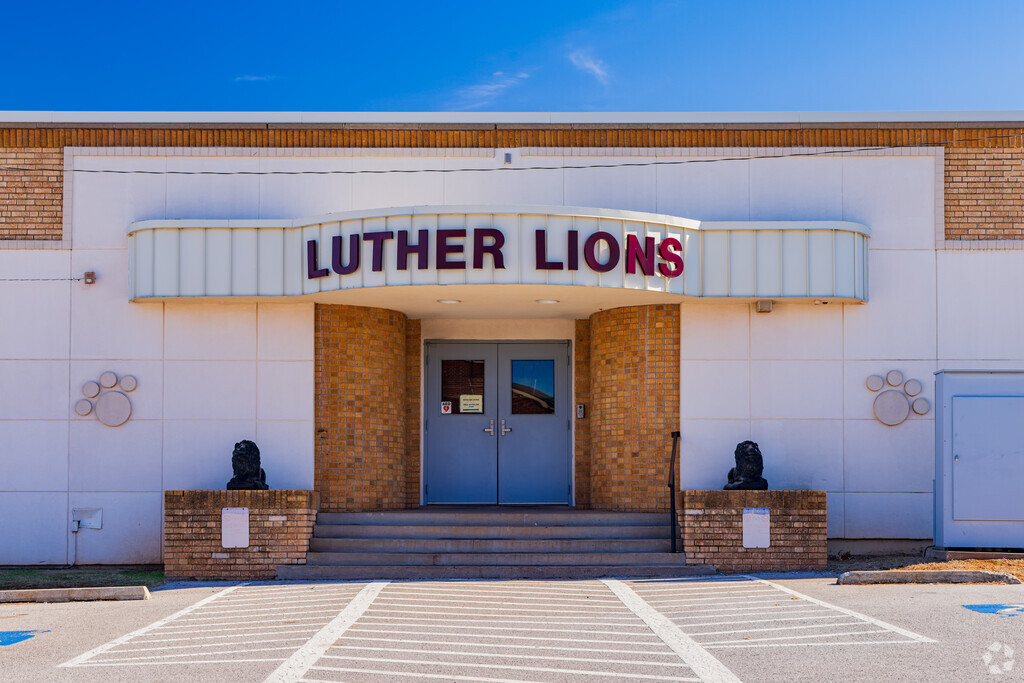 Here is the main entrance of Luther Middle School
