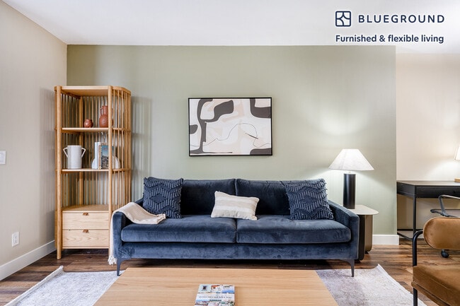 20350 Stevens Creek Blvd unit FL2-ID1248, Cupertino, CA 95014 - photo 2