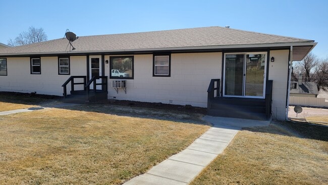 1103 5th St unit 6, Chappell, NE 69129 - photo 2