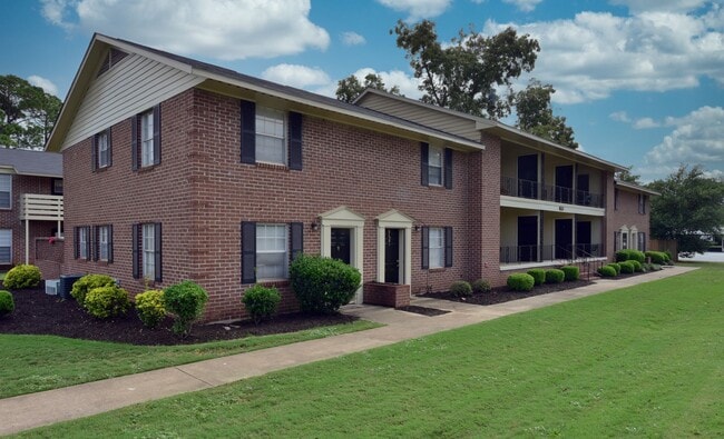 Shoreham Apartments, Albany, GA 31707 - photo 3