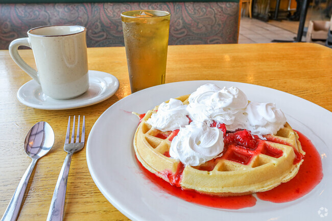 The people of Summit Ridge love Lakeside Cafe's fruity Belgian waffles.
