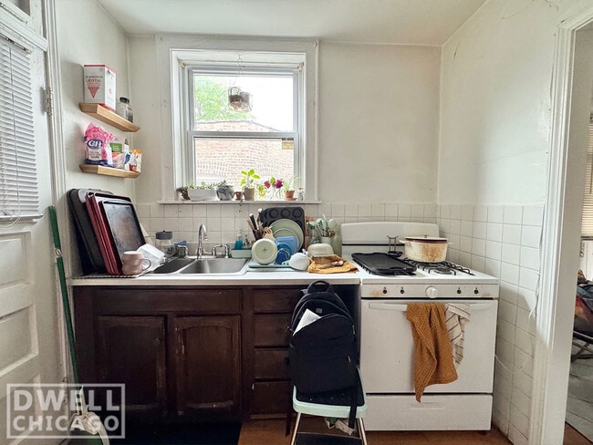 2119 W Giddings St unit 1, Chicago, IL 60625 - photo 6