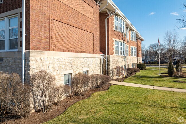 Ogden Ave Elementary School