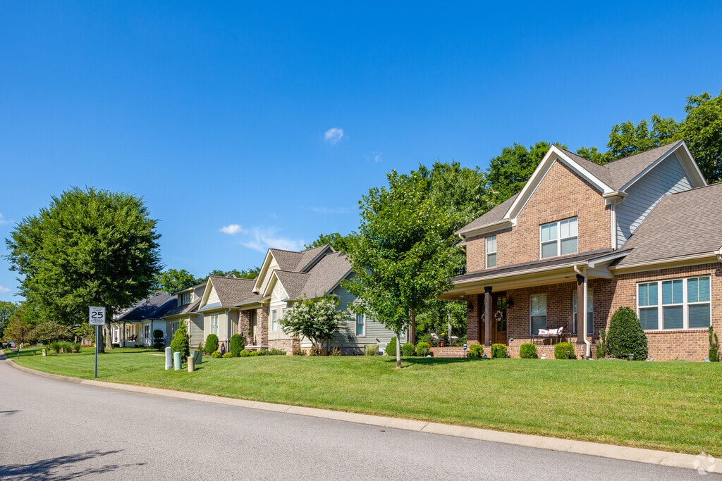 Columbia, TN has a wide variety of architecturally styled homes in Maury County.