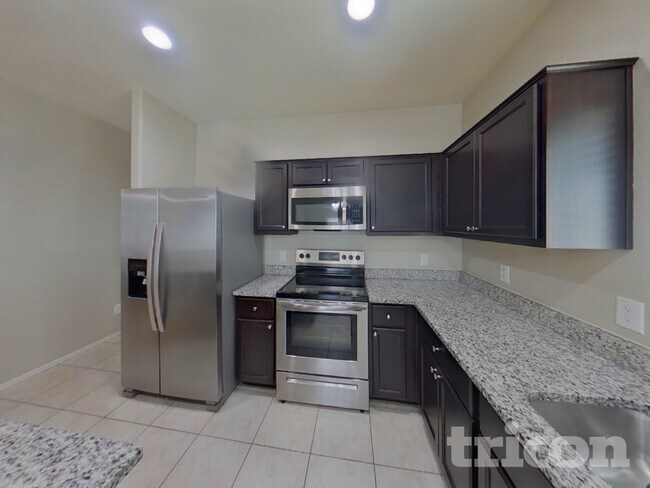 17030 N Rosemont St, Maricopa, AZ 85138 - photo 4