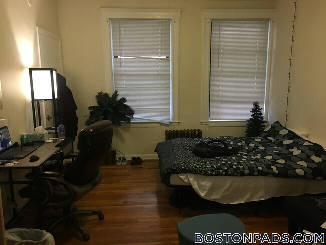 153 Brighton Ave unit 11, Allston, MA 02134 - photo 4
