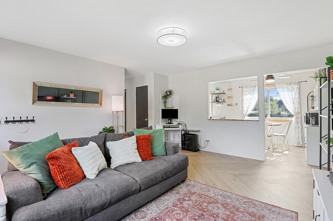 2120 Rena Place, Rapid City, SD 57701 - photo 4