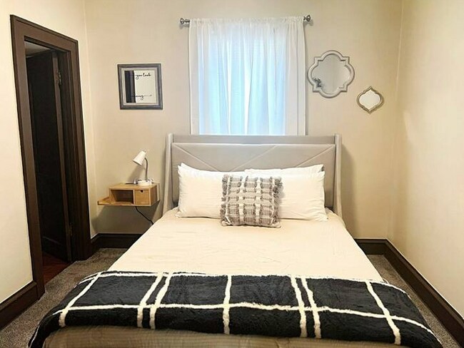 819 Bell Ave, Sheboygan, WI 53083 - photo 5