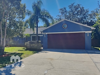 8280 Philatelic Dr, Spring Hill, FL 34606