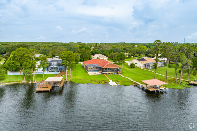 A part of Odessa has the tranquil life of lake living.
