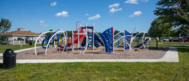 9285 Windjammer Dr, Fair Haven, MI 48023 - photo 7