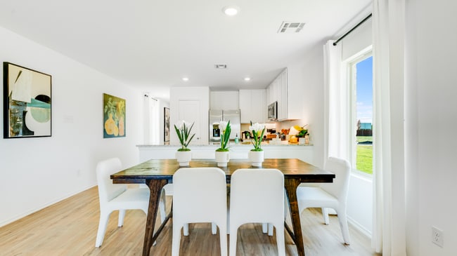 2027 Delphine Dr, Norman, OK 73071 - photo 5