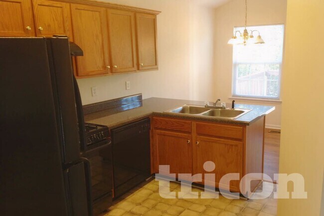 8417 Cyprus Ridge Way, Douglasville, GA 30134 - photo 4