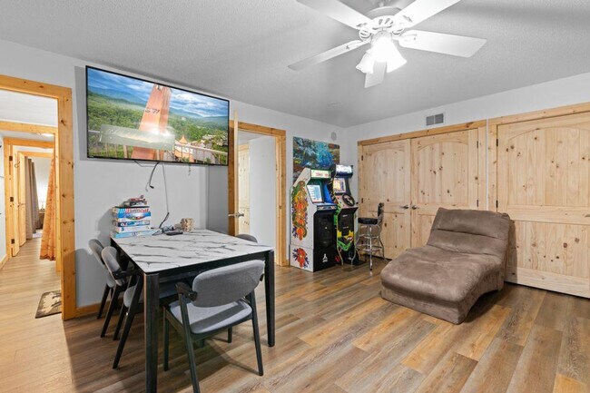 2140 Battle Hill Rd unit ID1367038P, Pigeon Forge, TN 37863 - photo 4