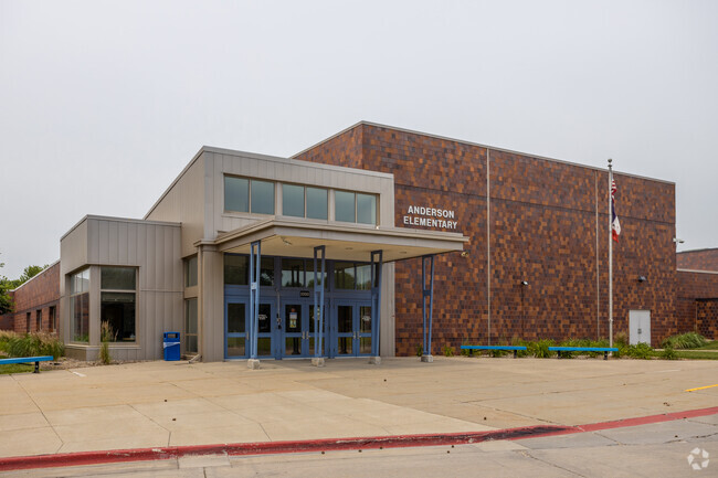 Anderson Elementary School serves the students of Bondurant.