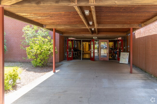 Colton Elementary School is a public elementary school in Colton Oregon.