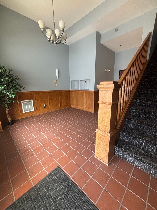 450 Massachusetts Ave unit 201, Indianapolis, IN 46204 - photo 5