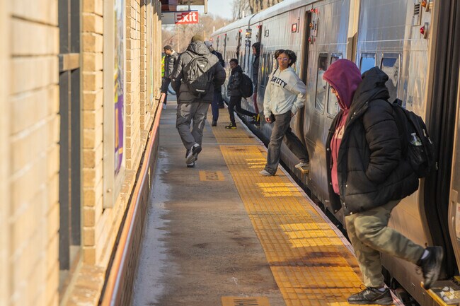Springfield Gardens residents use the Long Island Railroad to get to Manhattan about 30 minutes.