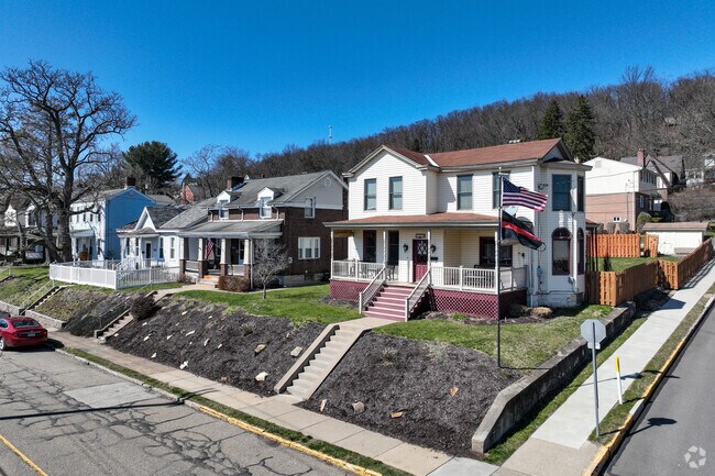 There are a variety of home styles in Emsworth.