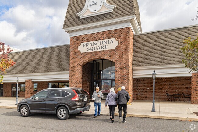 Franconia Township locals dine in for breakfast or lunch at Franconia Square Café & Market or grab some prepared food to go.