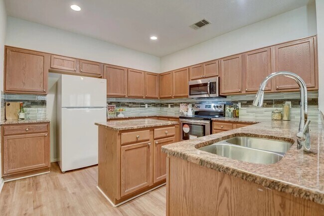 328 Regency Dr, Allen, TX 75002 - photo 7