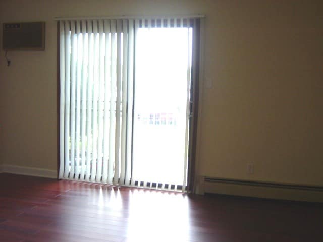 1518 E Longview Dr unit 2, Appleton, WI 54911 - photo 3