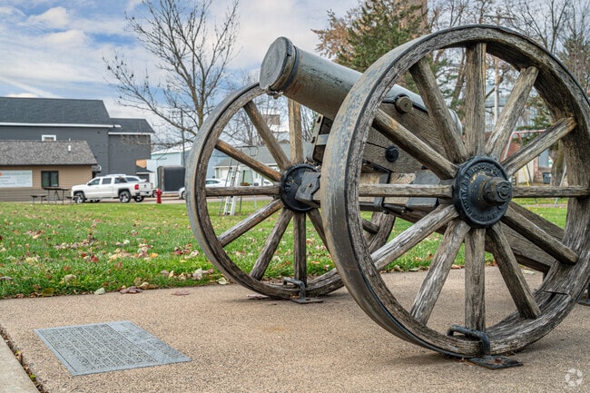 Visit Bailey Park in Baldwin to see its historic Civil War cannon, relocated in 1976.