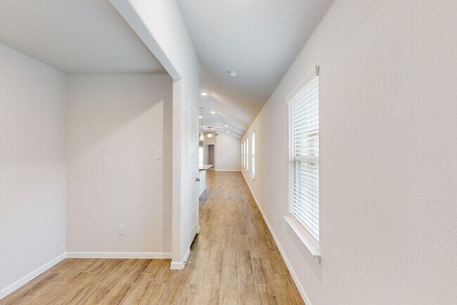 7617 Sunset Valley Ln unit 36483936, Ponder, TX 76259 - photo 5