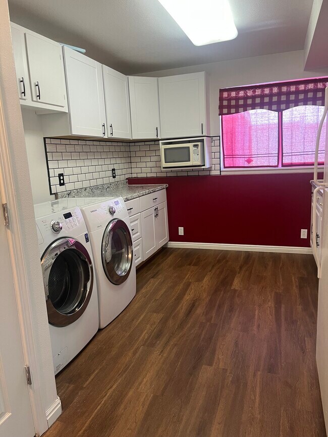 7898 N Sparrowhawk Cir, Eagle Mountain, UT 84005 - photo 6