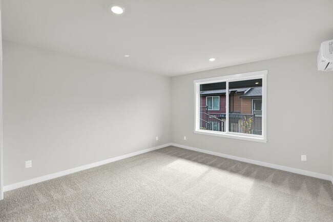 13211 NE 127th Way unit C, Kirkland, WA 98034 - photo 5