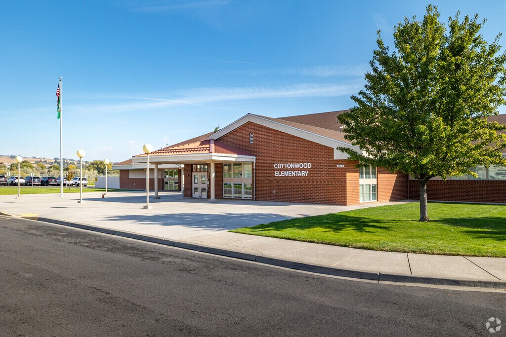 Cottonwood Elementary School offers students a space to thrive.