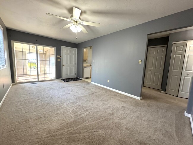 626 Eichelberger St, Hanover, PA 17331 - photo 7