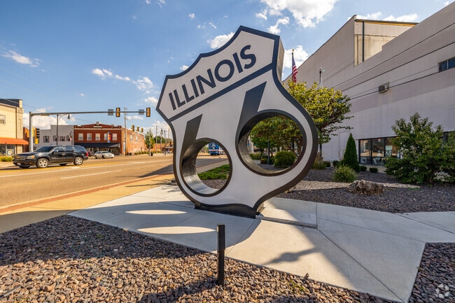 Feel the heartbeat of Collinsville as you wander down its iconic Main Street.