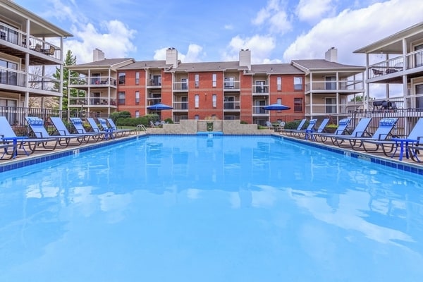 Mills Run Apartments, Cincinnati, OH 45240 - photo 1