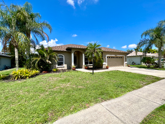 6614 68th St E, Bradenton, FL 34203