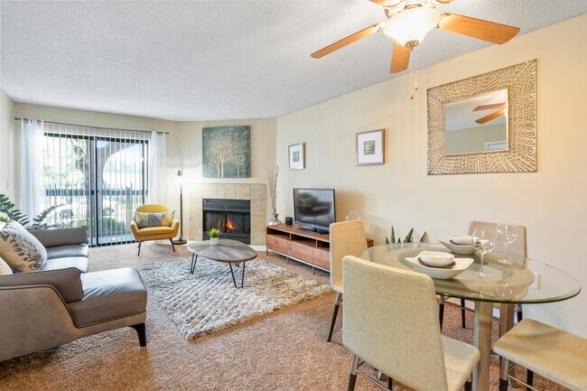 The Joliet at Lowry, Aurora, CO 80012 - photo 2